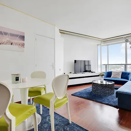 Vue Imprenable Sur La Tour Eiffel Et La Seine Apartment Paris